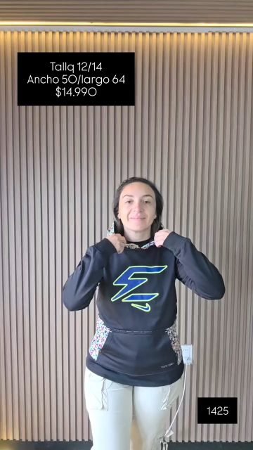 Nike · Polerón