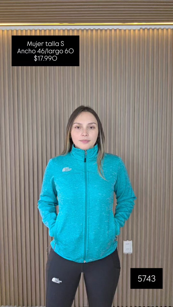 The North Face · Polerón